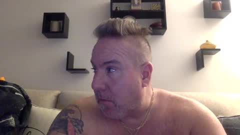 Snapshot of banana5289 chatting on 03-06-25, 08:37 banana5289 online show from 03-06-25, 08:37