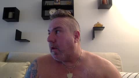 Snapshot of banana5289 chatting on 03-08-25, 03:02 banana5289 online show from 03-08-25, 03:02