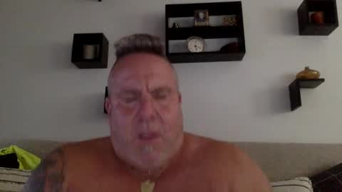 Snapshot of banana5289 chatting on 09-09-25, 09:14 banana5289 online show from 09-09-25, 09:14