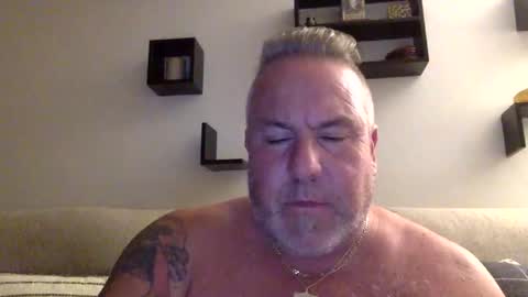 Snapshot of banana5289 chatting on 09-16-25, 03:51 banana5289 online show from 09-16-25, 03:51