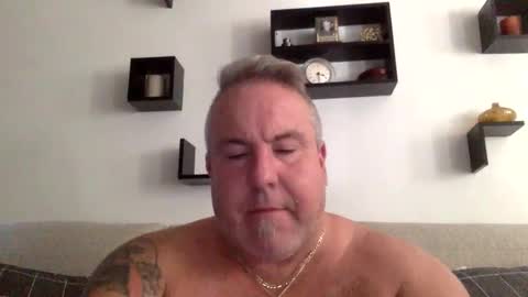 Snapshot of banana5289 chatting on 09-19-25, 07:25 banana5289 online show from 09-19-25, 07:25