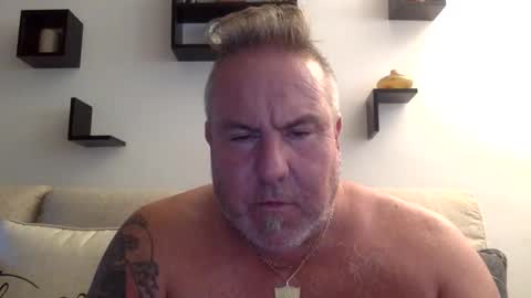 Snapshot of banana5289 chatting on 09-22-25, 07:27 banana5289 online show from 09-22-25, 07:27