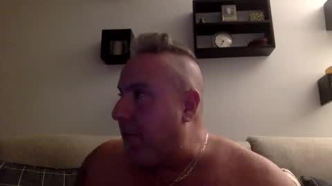 Snapshot of banana5289 chatting on 09-29-25, 10:47 banana5289 online show from 09-29-25, 10:47