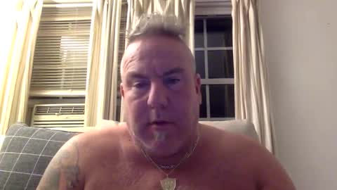 Snapshot of banana5289 chatting on 10-05-25, 09:51 banana5289 online show from 10-05-25, 09:51