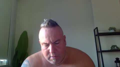 Snapshot of banana5289 chatting on 10-17-25, 11:46 banana5289 online show from 10-17-25, 11:46