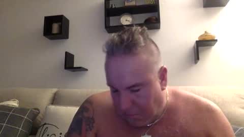 Snapshot of banana5289 chatting on 10-30-25, 07:14 banana5289 online show from 10-30-25, 07:14