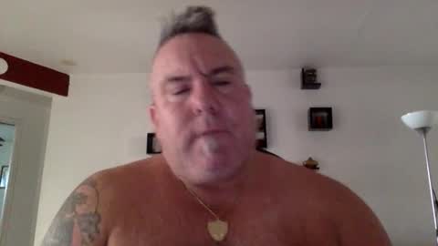 banana5289 online show from 11-24-25, 01:11