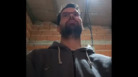 Ezequiel online show from 11-13-25, 01:37