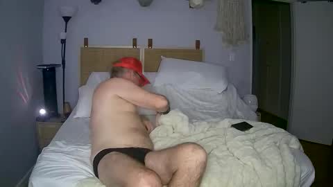 Snapshot of bananas318 chatting on 03-02-26, 10:55 bananas318 online show from 03-02-26, 10:55