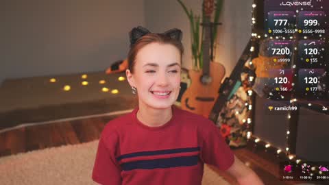 Snapshot of bananya_kitty chatting on 12-05-24, 12:30 Ellen and online show from 12-05-24, 12:30