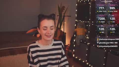 Snapshot of bananya_kitty chatting on 02-09-25, 10:00 Ellen and online show from 02-09-25, 10:00