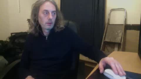 bangintoleather online show from 11-05-25, 02:33