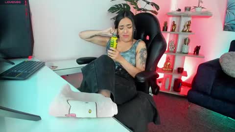 Gabi  online show from 09-10-25, 07:47