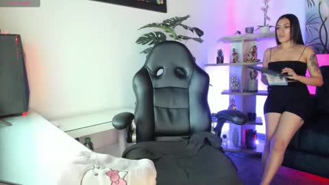 Gabi  online show from 09-22-25, 07:16