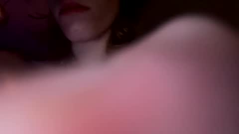 Snapshot of barbara53000 chatting on 11-19-25, 01:05 charliejones online show from 11-19-25, 01:05