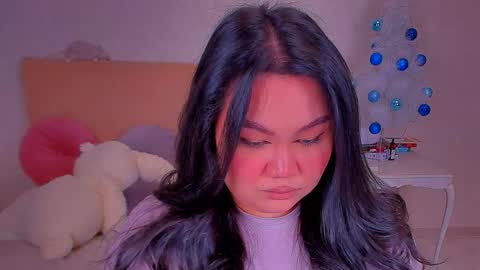 Snapshot of barbara_bb chatting on 12-15-24, 07:31 Barbie Kim online show from 12-15-24, 07:31