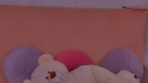 Snapshot of barbara_bb chatting on 12-16-24, 01:53 Barbie Kim online show from 12-16-24, 01:53