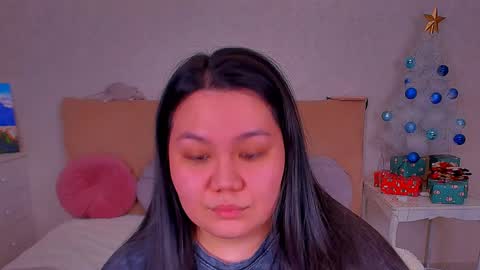 Snapshot of barbara_bb chatting on 12-28-24, 12:04 Barbie Kim online show from 12-28-24, 12:04