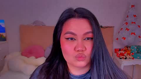 Snapshot of barbara_bb chatting on 01-03-25, 11:33 Barbie Kim online show from 01-03-25, 11:33