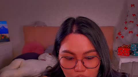 Snapshot of barbara_bb chatting on 01-24-25, 03:02 Barbie Kim online show from 01-24-25, 03:02