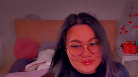 Snapshot of barbara_bb chatting on 01-24-25, 09:47 Barbie Kim online show from 01-24-25, 09:47