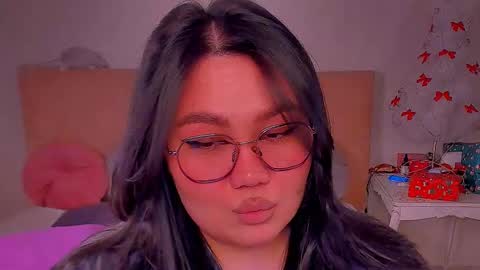 Snapshot of barbara_bb chatting on 02-11-25, 09:56 Barbie Kim online show from 02-11-25, 09:56