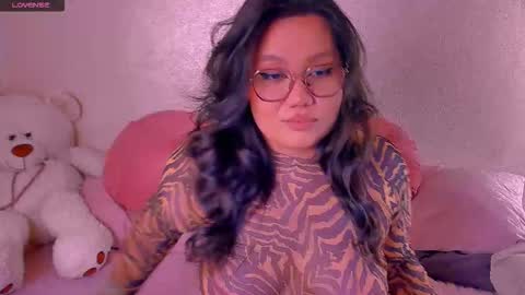 Snapshot of barbara_bb chatting on 09-15-25, 07:36 Barbie Kim online show from 09-15-25, 07:36