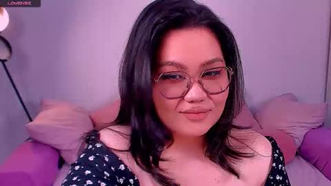 Snapshot of barbara_bb chatting on 10-24-25, 06:48 Barbie Kim online show from 10-24-25, 06:48