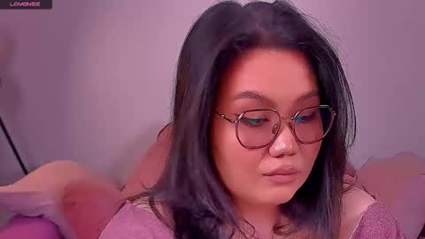 Snapshot of barbara_bb chatting on 10-26-25, 06:58 Barbie Kim online show from 10-26-25, 06:58