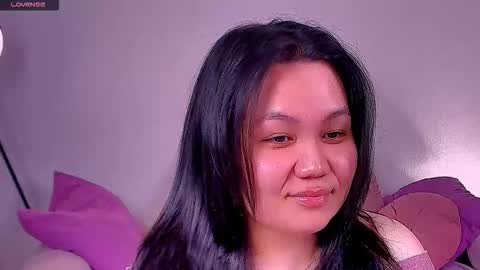 Snapshot of barbara_bb chatting on 11-28-25, 01:58 Barbie Kim online show from 11-28-25, 01:58