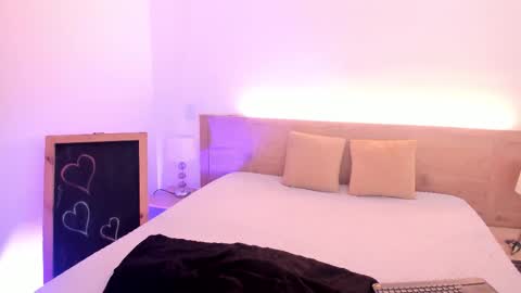 Snapshot of barbara_honey chatting on 02-14-26, 01:08 Barbara online show from 02-14-26, 01:08