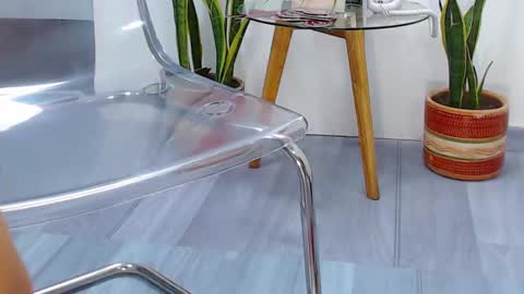 Snapshot of barbara_sw chatting on 02-15-25, 03:06 Barbara online show from 02-15-25, 03:06