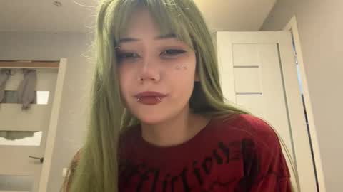 Snapshot of barbarajess chatting on 03-04-26, 05:19 Riya and Rin online show from 03-04-26, 05:19