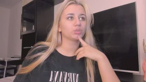 barbarasiren online show from 11-01-25, 12:07