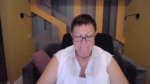 Snapshot of barbaraturners chatting on 12-08-24, 09:52 barbaraturners online show from 12-08-24, 09:52