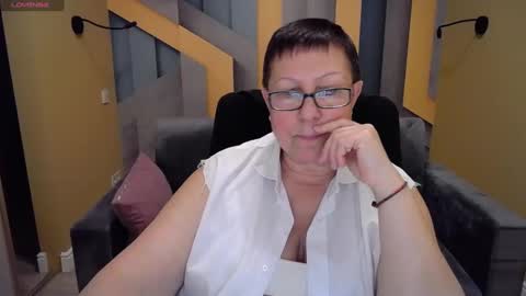 Snapshot of barbaraturners chatting on 12-23-24, 05:28 barbaraturners online show from 12-23-24, 05:28