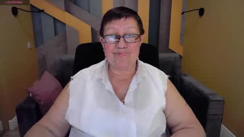 Snapshot of barbaraturners chatting on 01-13-25, 12:41 barbaraturners online show from 01-13-25, 12:41