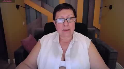 Snapshot of barbaraturners chatting on 01-26-25, 09:51 barbaraturners online show from 01-26-25, 09:51