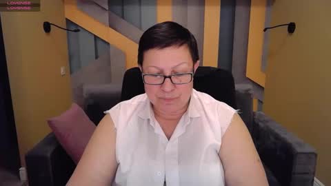 Snapshot of barbaraturners chatting on 01-29-25, 11:04 barbaraturners online show from 01-29-25, 11:04