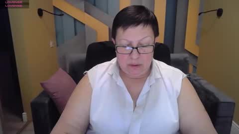 Snapshot of barbaraturners chatting on 02-03-25, 10:11 barbaraturners online show from 02-03-25, 10:11