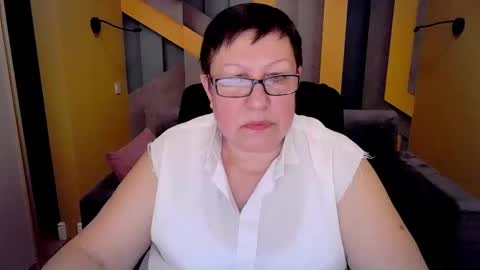 Snapshot of barbaraturners chatting on 02-09-25, 06:26 barbaraturners online show from 02-09-25, 06:26