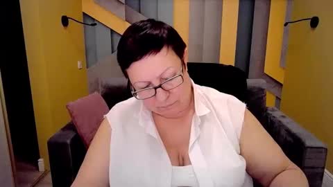 Snapshot of barbaraturners chatting on 02-15-25, 02:26 barbaraturners online show from 02-15-25, 02:26