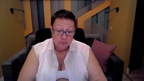 Snapshot of barbaraturners chatting on 03-03-25, 09:48 barbaraturners online show from 03-03-25, 09:48