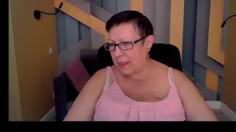 Snapshot of barbaraturners chatting on 09-21-25, 11:56 barbaraturners online show from 09-21-25, 11:56