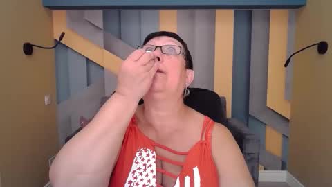 Snapshot of barbaraturners chatting on 10-01-25, 06:58 barbaraturners online show from 10-01-25, 06:58