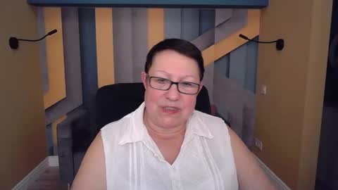 Snapshot of barbaraturners chatting on 12-19-25, 07:21 barbaraturners online show from 12-19-25, 07:21