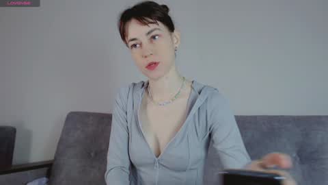 Amina online show from 01-09-25, 11:36