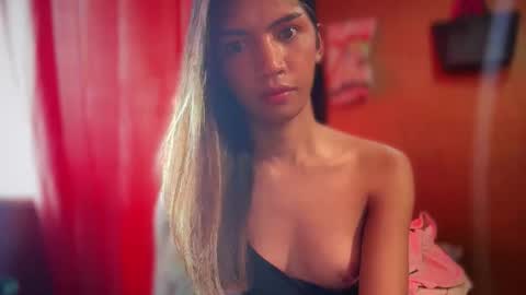 Snapshot of barbie_alawi chatting on 10-24-25, 03:14 I am Barbie online show from 10-24-25, 03:14