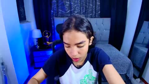 valentina online show from 10-21-25, 09:59