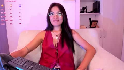 Snapshot of barbie_brunette3 chatting on 10-25-25, 04:53 independet model online show from 10-25-25, 04:53